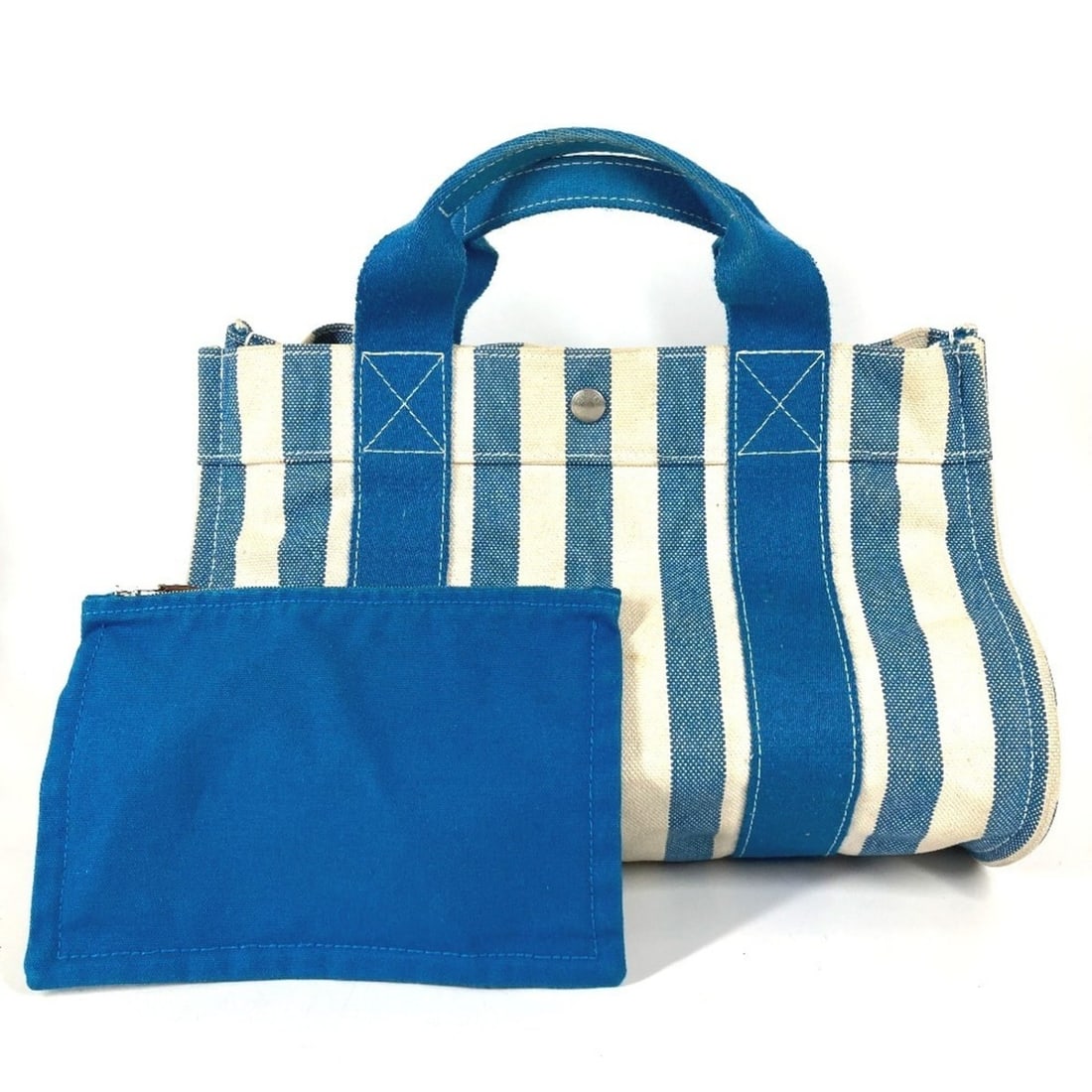 HERMES Cannes PM Striped Handbag with Pouch - Bag, Tote Handbag, Canvas, Men's, Women's, Blue: --- Catalog ---Category: SizeSize (HxWxD): 22cm x 34cm x 18cm / 8.66'' x 13.38'' x 7.08''Category: DesignType: Handbag, Tote bagColor: Blue, WhiteGender: Men,Women,UnisexMaterial: Canvas Category: Gen