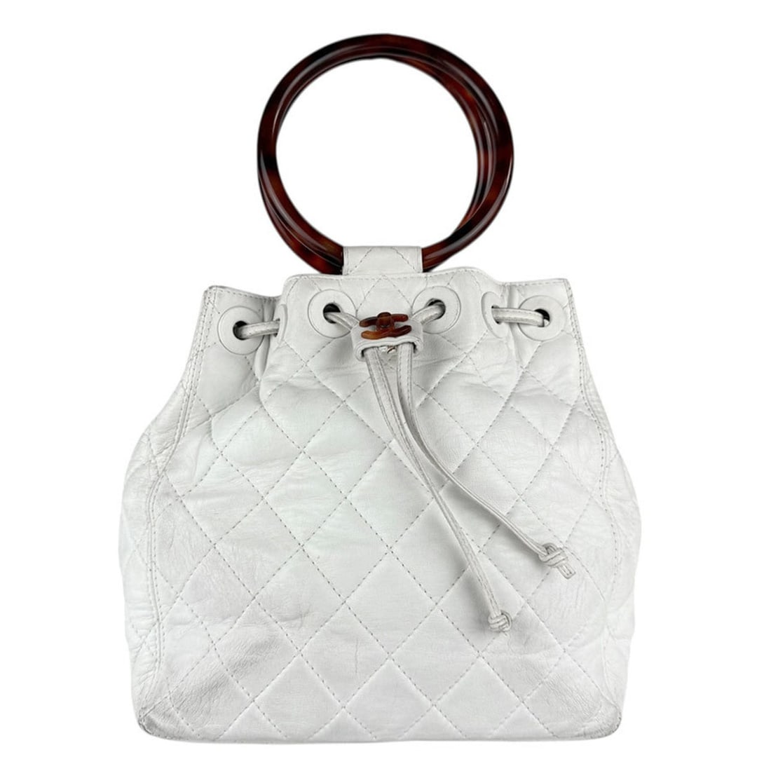 Chanel CHANEL Handbag Leather Acrylic White Women's Free Shipping z9056: --- Catalog ---Category: SizeSize (HxWxD): 27cm x 24cm x 11cm / 10.62'' x 9.44'' x 4.33''Category: DesignType: HandbagColor: WhiteGender: WomenMaterial: Leather , Acrylic Category: GeneralBrand: Chane