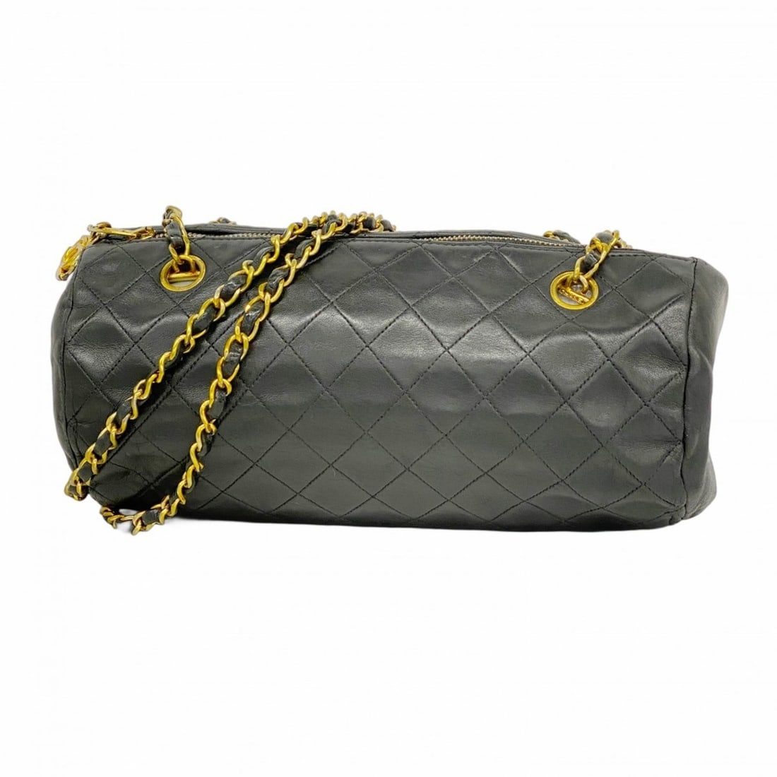 Chanel Matelassé Chain Shoulder Bag, Lambskin, Black, Women's: --- Catalog ---Category: SizeSize (HxWxD): 12.5cm x 26cm x 13cm / 4.92'' x 10.23'' x 5.11''Category: DesignType: Shoulder bagColor: BlackGender: WomenMaterial: Leather Hardware Color: GoldLeather/Fur