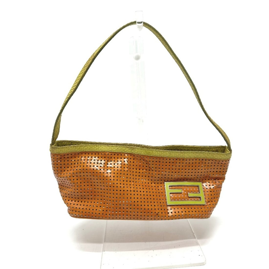 FENDI Perforated Mini Bag Shoulder Bag, Enamel, Women's, Orange: --- Catalog ---Category: SizeSize (HxWxD): 10cm x 21cm x 9cm / 3.93'' x 8.26'' x 3.54''Category: DesignType: Shoulder bagColor: Green, OrangeGender: WomenCategory: GeneralBrand: Fendi--- Item List ---