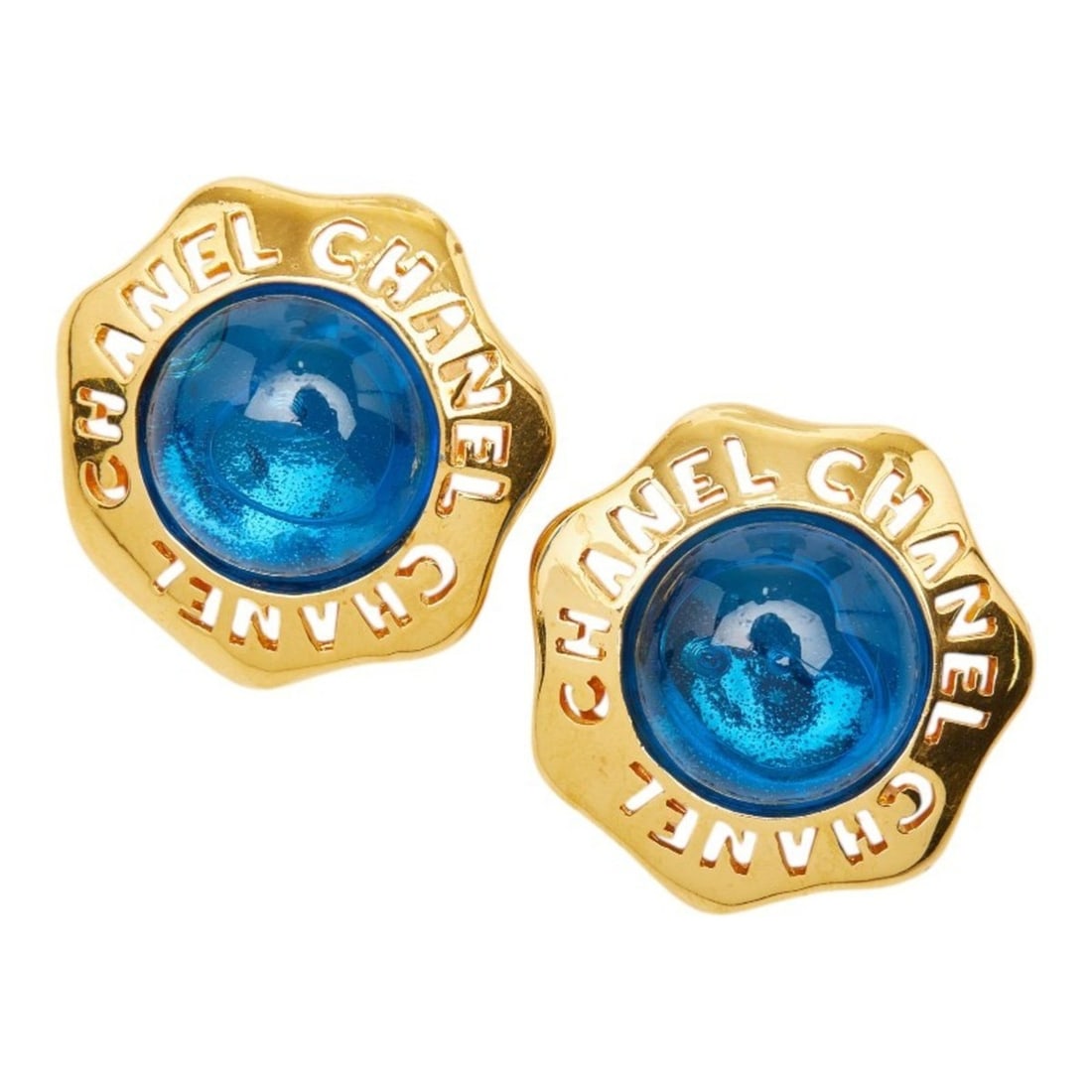Chanel Gripoix Logo Earrings, Gold and Blue Plated, Women's CHANEL: --- Catalog ---Category: SizeSize (HxWxD): 29.50mm x 29.50mm / 1.16'' x 1.16''Category: DesignType: Clip earringsColor: Blue, GoldGender: WomenCategory: GeneralBrand: Chanel--- Item List ---Section: C