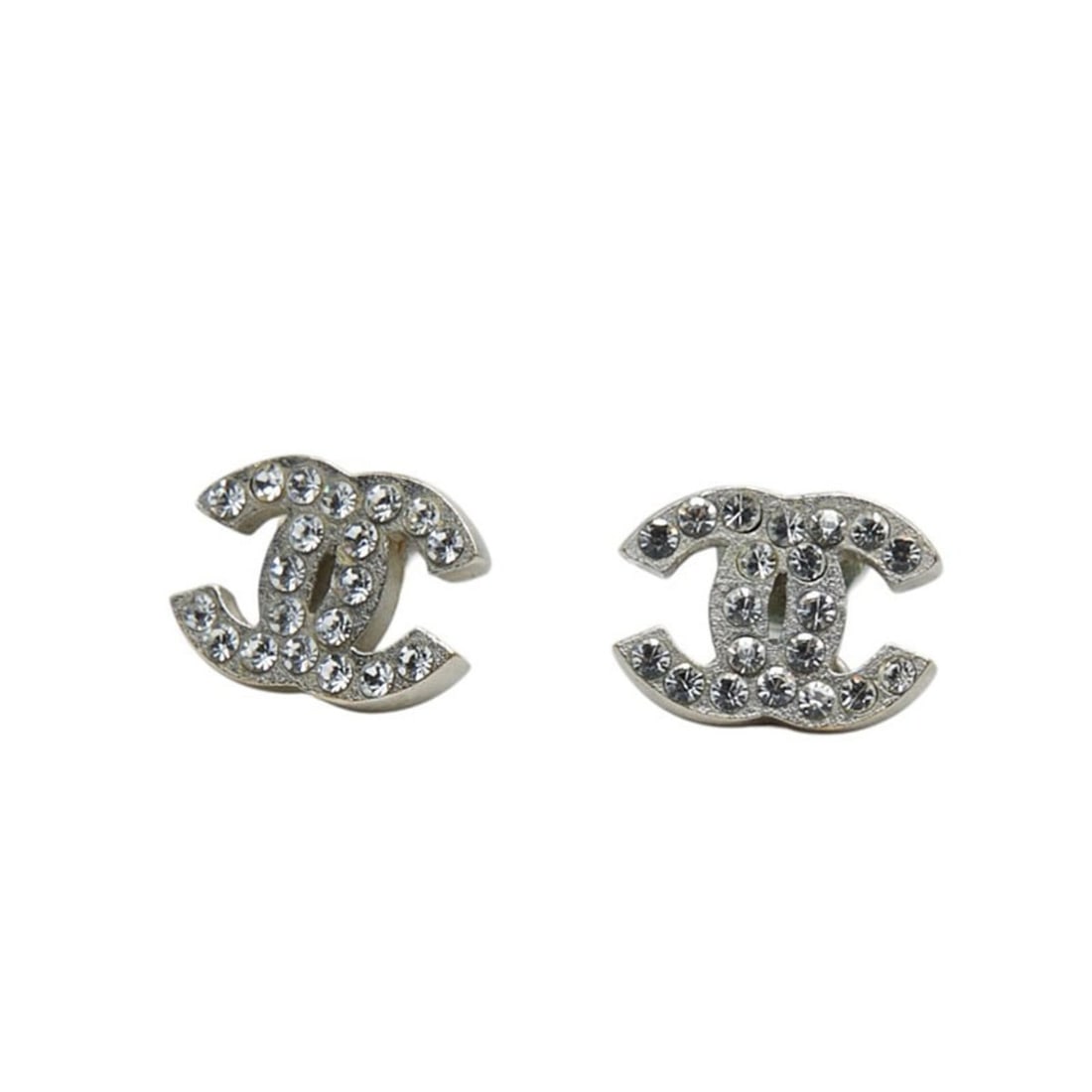 Chanel Coco Mark Stud Earrings, Silver Metal Rhinestone, Women's CHANEL: --- Catalog ---Category: SizeSize (HxWxD): 7.30mm x 9.90mm / 0.29'' x 0.39''Category: DesignType: Stud earringsColor: SilverGender: WomenMaterial: Metal, RhinestoneCategory: GeneralBrand: Chanel--- It
