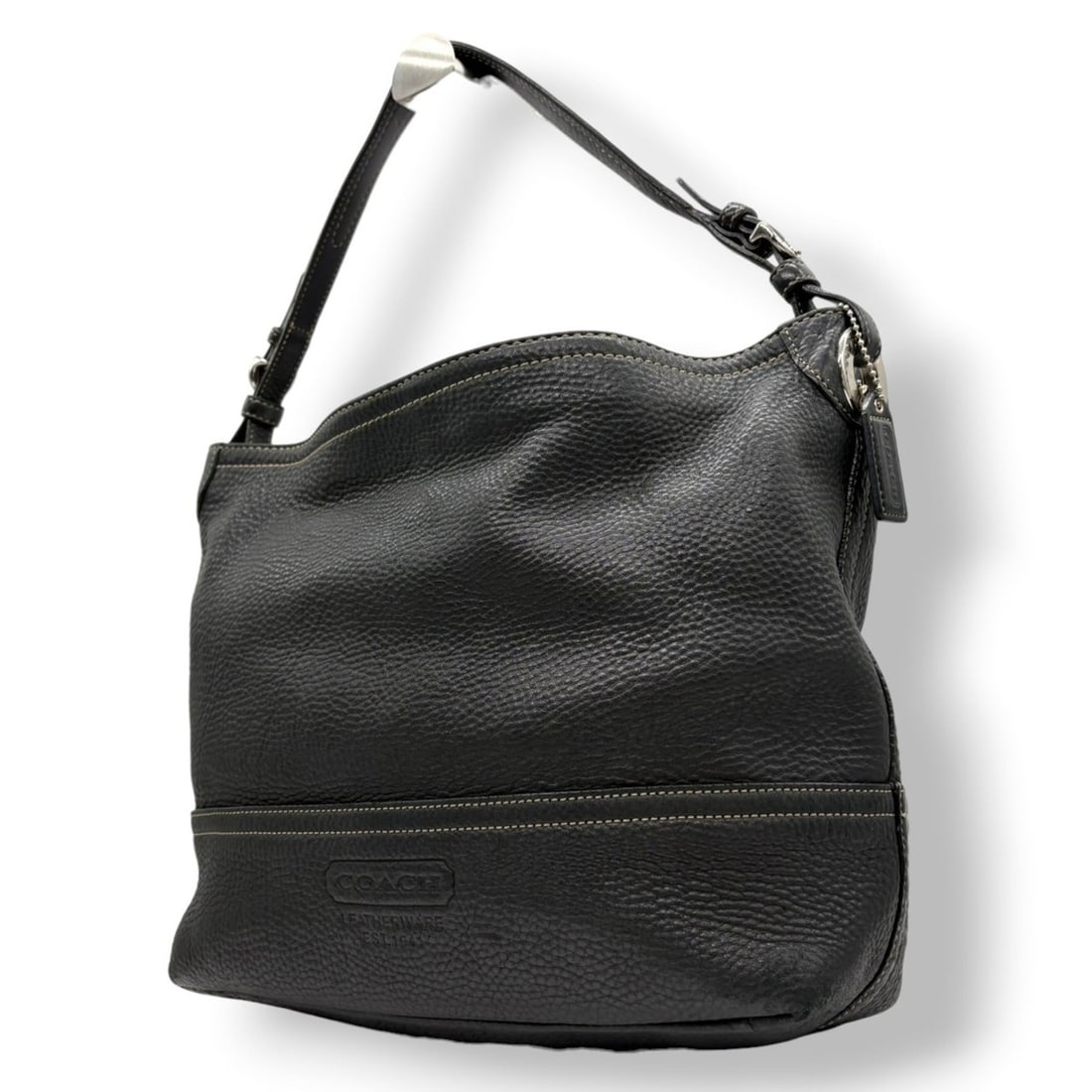 Coach tote bag/shoulder bag, pebbled leather, black, silver hardware, women's, s21: --- Catalog ---Category: SizeSize (HxWxD): 26cm x 35cm x 13cm / 10.23'' x 13.77'' x 5.11''Category: DesignType: Shoulder bagColor: BlackGender: WomenMaterial: Leather Category: GeneralMPN: 5715Brand: