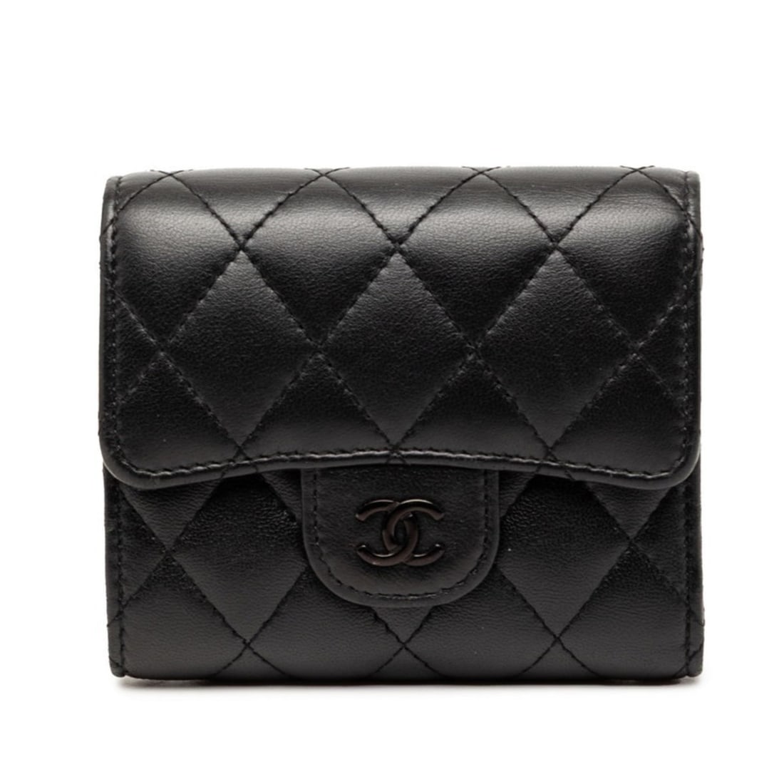 Chanel Coco Mark Matelassé Tri-fold Wallet, Black Lambskin, Women's CHANEL: --- Catalog ---Category: SizeSize (HxWxD): 9cm x 10cm x 2cm / 3.54'' x 3.93'' x 0.78''Category: DesignType: Wallet (tri-fold)Color: BlackGender: WomenMaterial: Leather Leather/Fur Type: LambskinCatego