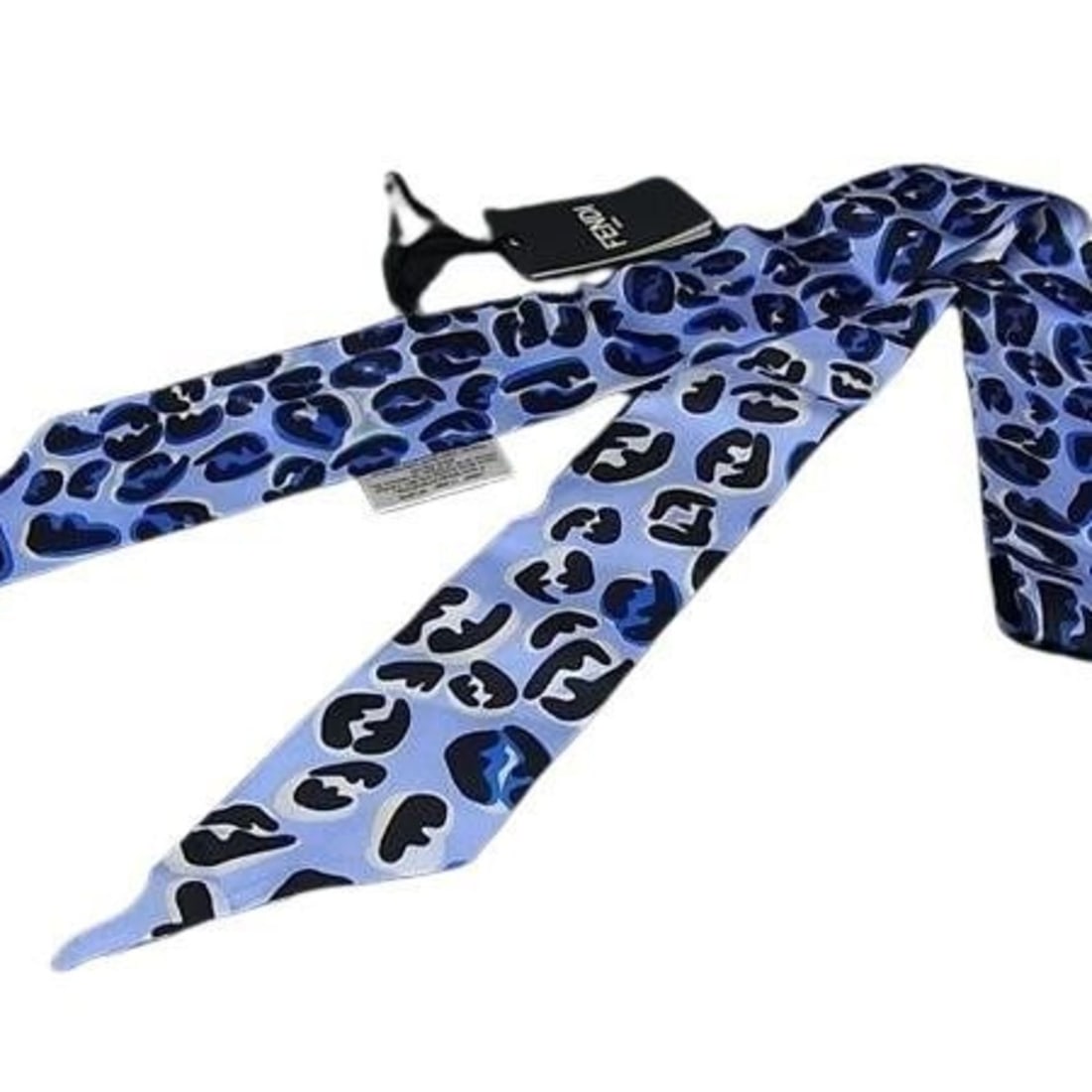 FENDI Ribbon Scarf/Muffler, Rappie FXT011, Blue x Black, Silk, Women's, Leopard Print: --- Catalog ---Category: SizeSize (LxW): 1.19m x 5cm / 46.85'' x 1.96''Category: DesignType: ScarfColor: Black, BlueGender: WomenMaterial: Silk 100%Category: GeneralBrand: FendiCountry of Origin: Ital
