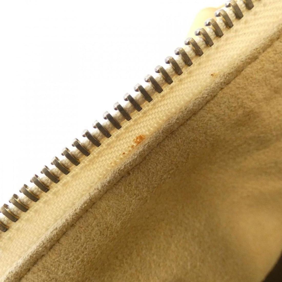 Cartier Love Ring - 9