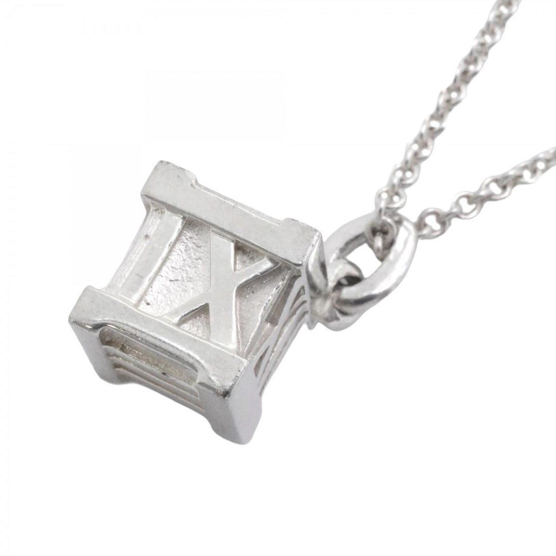 Tiffany & Co. Atlas Cube Necklace, Sterling Silver 925, Women's: --- Catalog ---Category: SizePendant Size: 20.6mm x 11.8mm / 0.81'' x 0.46''Neck Circumference: 41 cm / 16.14''Category: DesignGender: WomenMaterial: Silver 925Necklace Type: NecklaceCategory: General