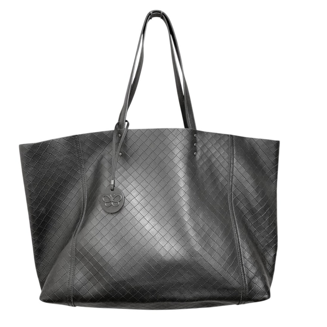 Bottega Veneta Intreccio Leather Tote Bag, Black, for Men and Women: --- Catalog ---Category: SizeSize (HxWxD): 27cm x 44cm x 9cm / 10.62'' x 17.32'' x 3.54''Category: DesignType: Tote bagColor: Black, WhiteGender: Men,WomenCategory: GeneralBrand: Bottega Veneta--- Ite