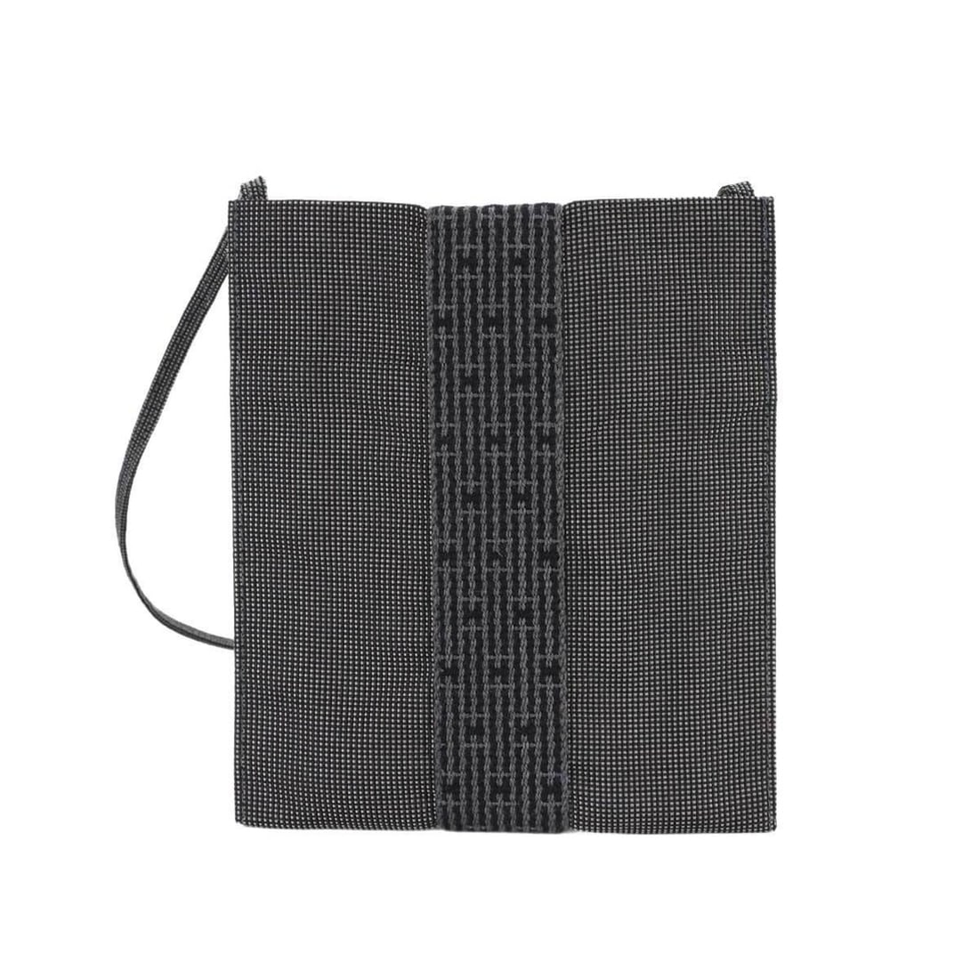 Hermes Herline Pochette Shoulder Handbag, Canvas, Gray: --- Catalog ---Category: SizeSize (HxWxD): 19.5cm x 17cm x 1cm / 7.67'' x 6.69'' x 0.39''Category: DesignType: Pochette, Shoulder bagColor: GrayGender: WomenMaterial: Canvas Category: GeneralBrand: He