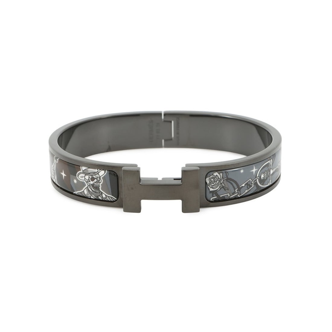Hermes Bracelet Click HH Serafette Grand Classique HERMES Black Bangle BRACELET: --- Catalog ---Category: SizeLength: 17cm / 6.69''Category: DesignType: Charm braceletColor: BlackGender: Women,MenMaterial: EnamelCategory: GeneralBrand: HermesCountry of Origin: France--- Item List