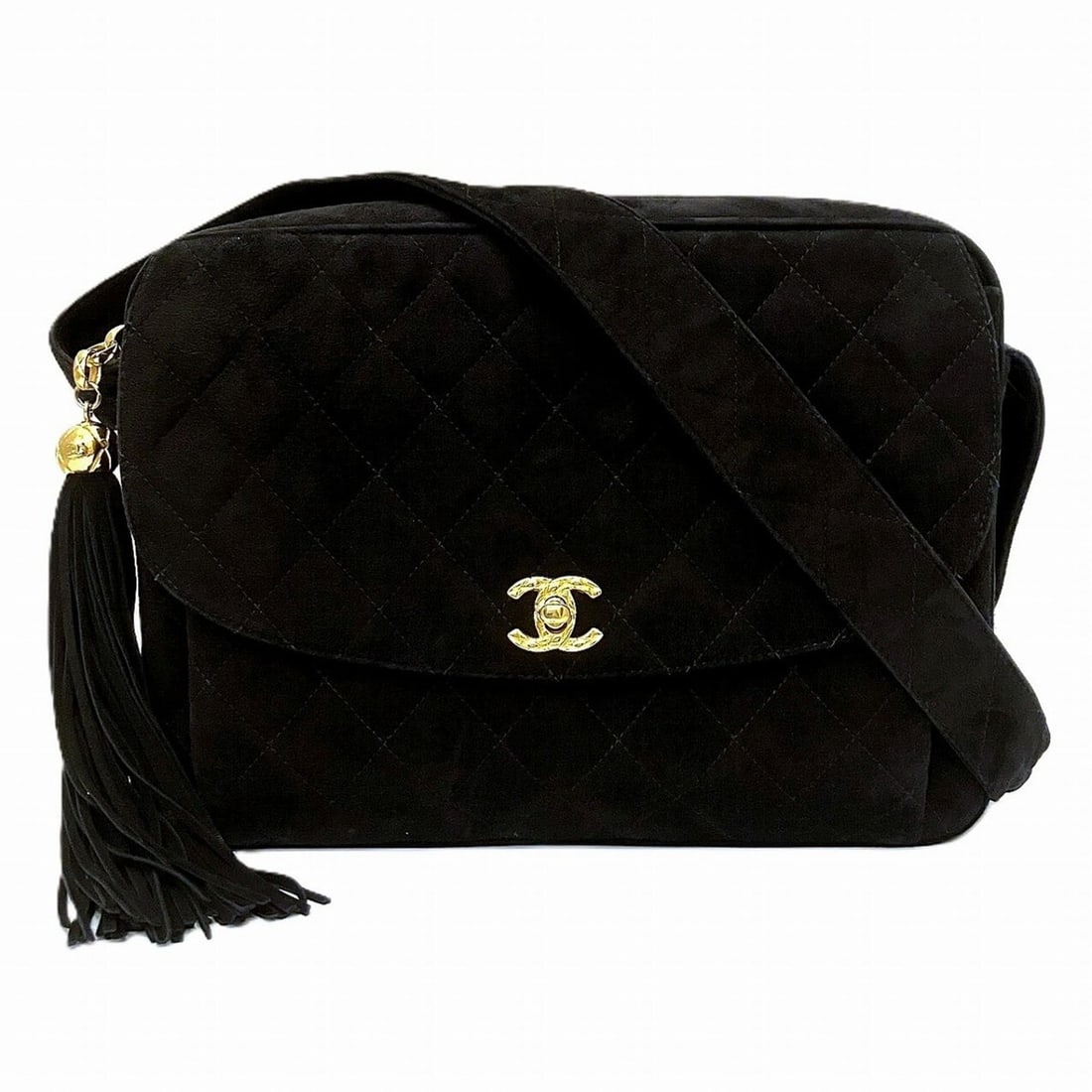 Chanel Matelassé Suede Shoulder Bag - Free Shipping: --- Catalog ---Category: SizeSize (HxWxD): 20cm x 23cm x 8.5cm / 7.87'' x 9.05'' x 3.34''Category: DesignType: Shoulder bagColor: BlackGender: Women,MenMaterial: Suede Category: GeneralBrand: Chanel--