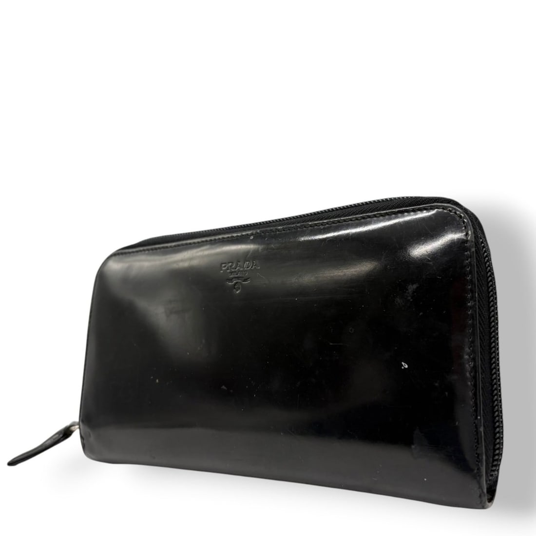 Prada PRADA Long Wallet, Round Zipper, Patent Leather, Black, Men's & Women's w2: --- Catalog ---Category: SizeSize (HxWxD): 10cm x 19cm x 2cm / 3.93'' x 7.48'' x 0.78''Category: DesignType: Long wallet (bi-fold)Color: BlackGender: Men,WomenMaterial: Patent leather Category: Genera
