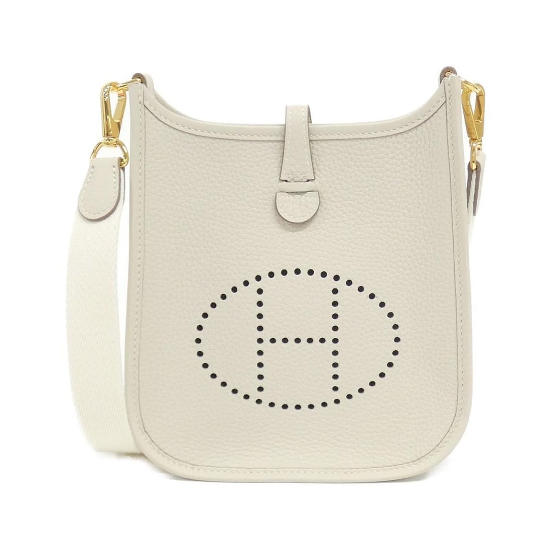 Hermes Maxi Cadreille Evelyne Amazon 16cm 069426CC Shoulder Bag: --- Catalog ---Category: SizeSize (HxWxD): 18cm x 16cm x 5.5cm / 7.08'' x 6.29'' x 2.16''Category: DesignType: Shoulder bagColor: BeigeGender: Men,WomenMaterial: Taurillon clemence leather Hardware Co