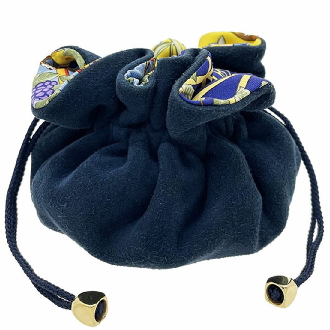 Hermes Pouch Bourse à Bijou Suede Navy Blue HERMES Multi YY-16668: --- Catalog ---Category: SizeSize (HxWxD): 6cm x 12cm x 12cm / 2.36'' x 4.72'' x 4.72''Category: DesignType: PouchColor: Multi-color, NavyGender: WomenMaterial: Suede Category: GeneralBrand: Hermes---