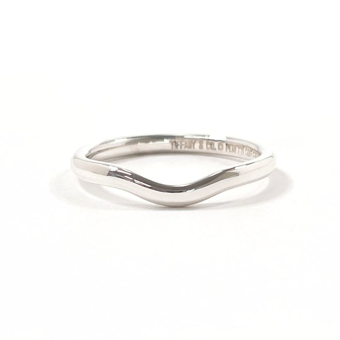 TIFFANY&Co. Tiffany Curved Band Ring, Elsa Peretti design, Sterling Silver 925, Size 12.5cm, Women's: --- Catalog ---Category: PackNumber in Pack: 1Category: SizeJP Size: 12.5US Size: 6.5Category: DesignType: Band ringColor: SilverGender: WomenMaterial: Silver 925Category: GeneralBrand: TiffanyCountry