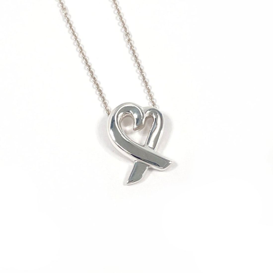 TIFFANY&Co. Tiffany Loving Heart Paloma Picasso Necklace, Sterling Silver 925, Silver, Women's: --- Catalog ---Category: SizePendant Size: 15.3mm x 16.3mm / 0.6'' x 0.64''Neck Circumference: 41.5 cm / 16.33''Category: DesignColor: SilverGender: WomenMaterial: Silver 925Necklace Type: NecklaceCat