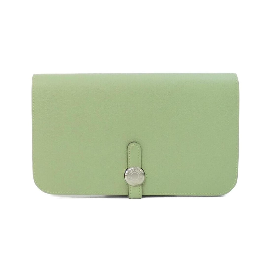 Hermes Dogon Duo 065732CK Wallet: --- Catalog ---Category: SizeSize (HxWxD): 12cm x 20cm x 1.5cm / 4.72'' x 7.87'' x 0.59''Category: DesignType: Long wallet (bi-fold)Color: GreenGender: Men,WomenCategory: GeneralMPN: 065732CKBrand: He