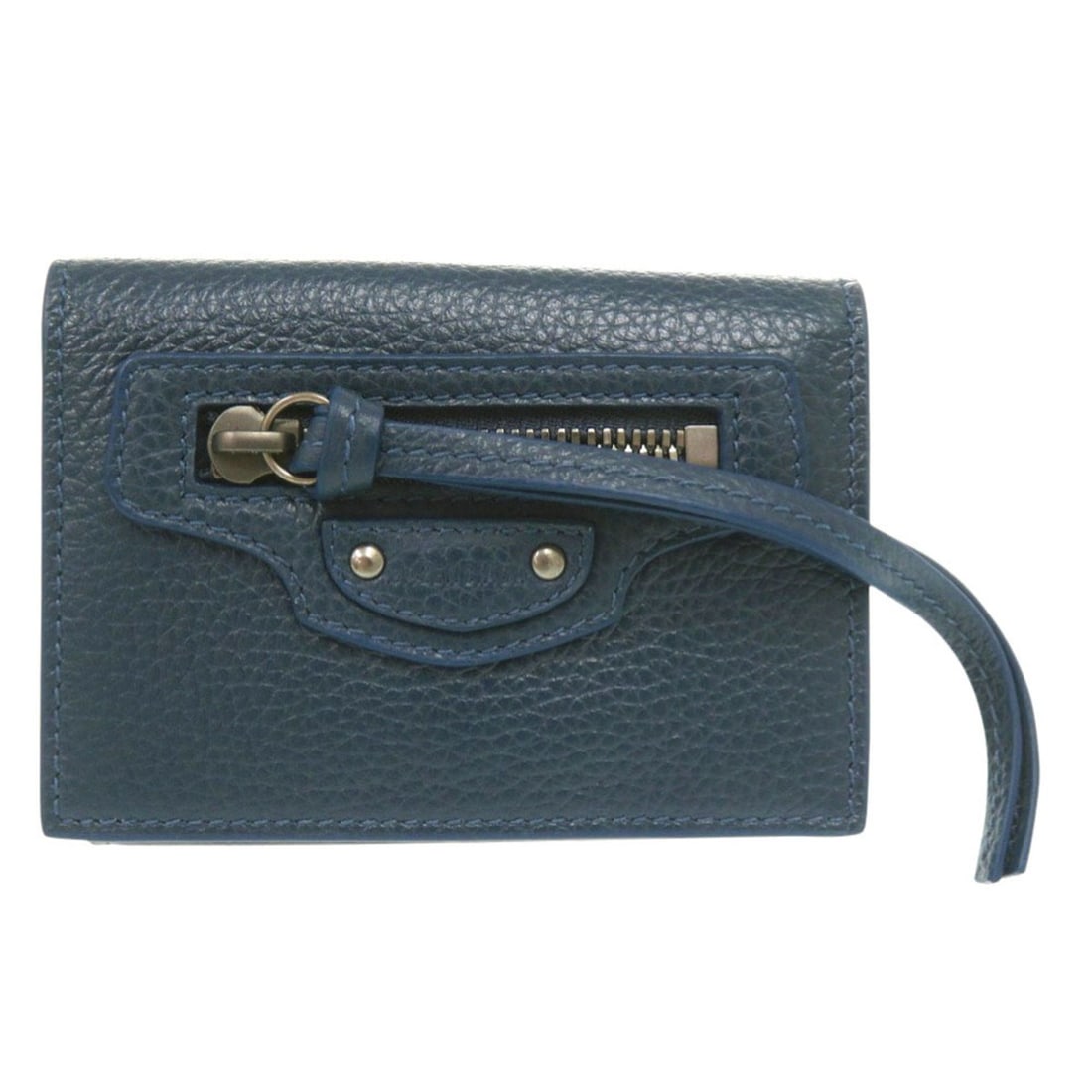 Unused Balenciaga Neoclassic Mini Wallet 640107 4403 R 131 Gunmetal Hardware Leather Blue Tri-fold: --- Catalog ---Category: SizeSize (HxWxD): 7cm x 9.5cm x 3cm / 2.75'' x 3.74'' x 1.18''Category: DesignType: Wallet (tri-fold)Color: BlueGender: WomenMaterial: Leather Category: GeneralMPN: 640107 440