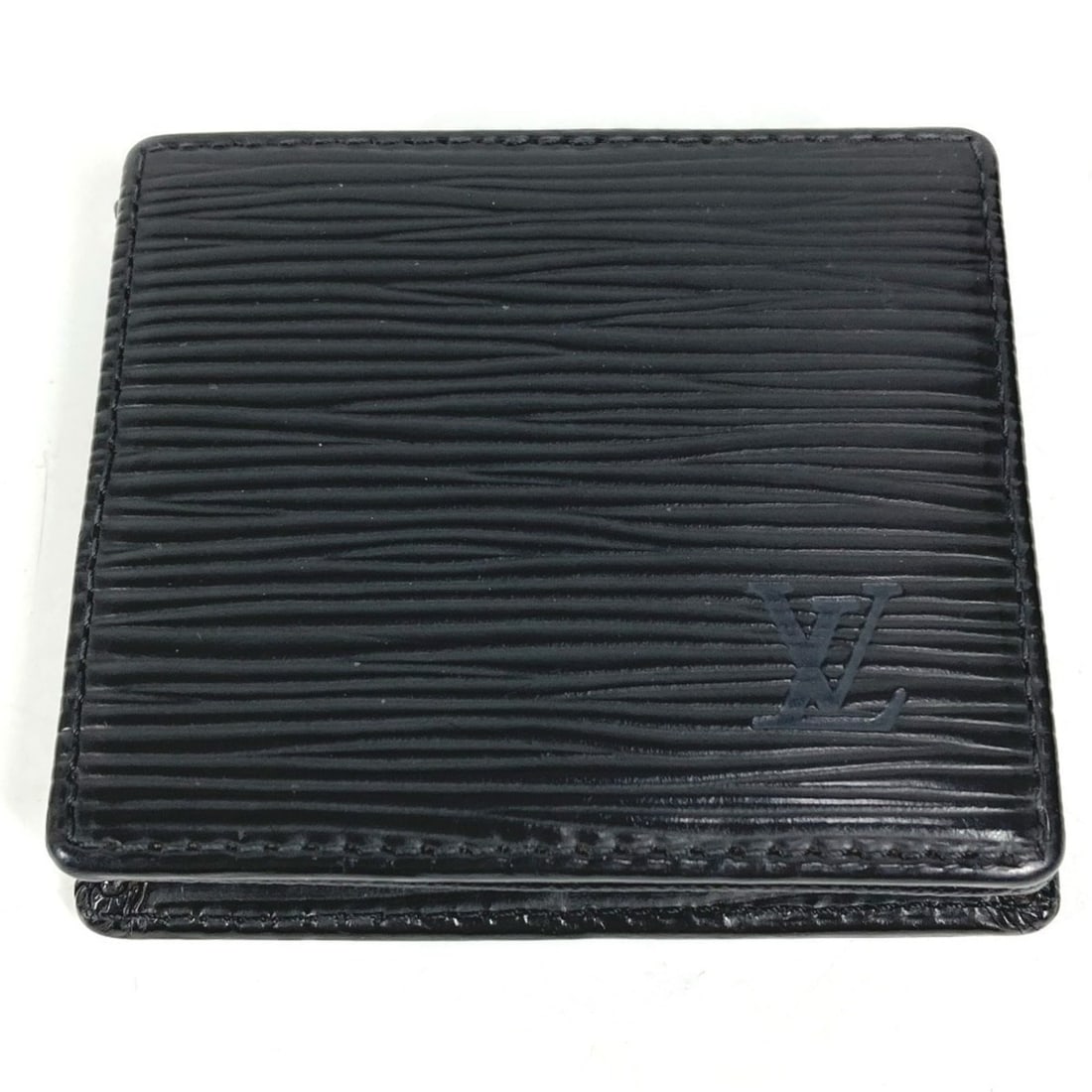 LOUIS VUITTON M63692 Epi Porte Monnaie Boite Wallet Coin Purse Square Wallet/Coin Case Leather Men's: --- Catalog ---Category: SizeSize (HxWxD): 2cm x 8cm / 0.78'' x 3.14''Category: DesignType: Coin purse/coin caseColor: Black, NoirGender: Men,WomenMaterial: Epi leather Category: GeneralMPN: M63692Bra