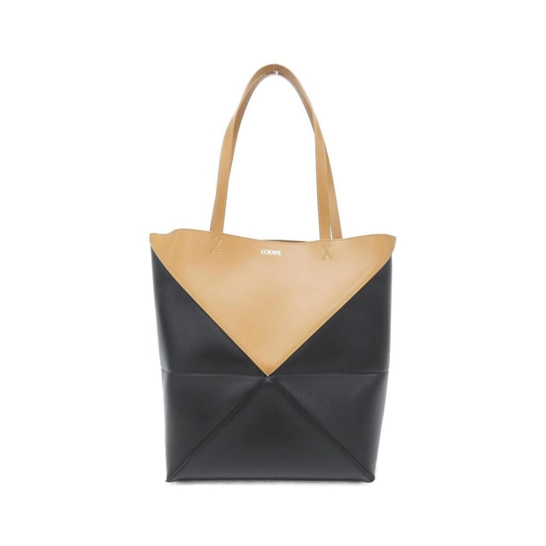 Loewe Puzzle Fold Tote A779G50X18 Handbag: --- Catalog ---Category: SizeSize (HxWxD): 31cm x 37cm x 14.5cm / 12.2'' x 14.56'' x 5.7''Category: DesignType: HandbagColor: BlackGender: Women,MenMaterial: Leather Leather/Fur Type: CalfskinCategory