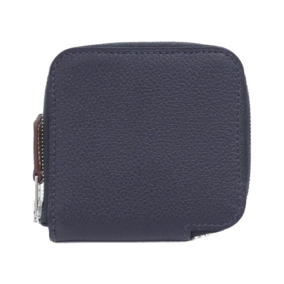 Hermes Mervilleuses Lanternes Silk in Porte Monnaie 086424CK Wallet/Coin Case: --- Catalog ---Category: SizeSize (HxWxD): 8cm x 8cm x 1cm / 3.14'' x 3.14'' x 0.39''Category: DesignType: Coin purse/coin caseColor: Blue, TaupeGender: Women,MenMaterial: Silk , Leather Category: Gen