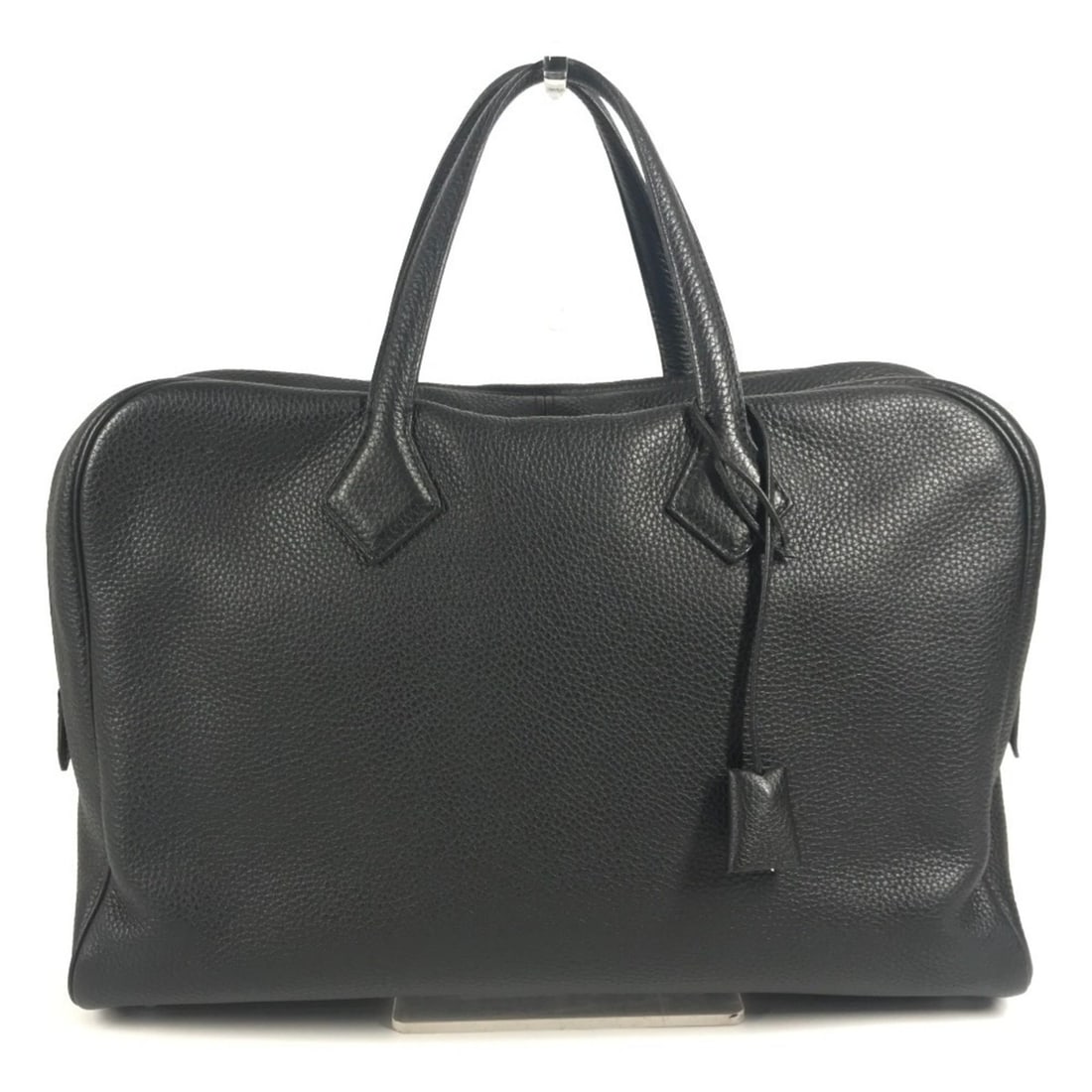 HERMES Victoria 40 Handbag Tote Bag Business Taurillon Clemence Leather Men's Women's Black: --- Catalog ---Category: SizeSize (HxWxD): 26.5cm x 40.5cm x 9cm / 10.43'' x 15.94'' x 3.54''Category: DesignType: Handbag, Tote bagColor: BlackGender: Men,WomenMaterial: Taurillon clemence leather Ca