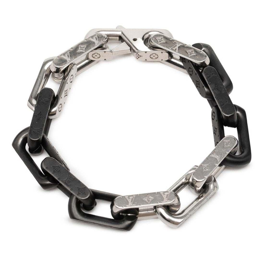 Louis Vuitton Monogram Chain Bracelet M M00686 Silver Black Stainless Steel Men's LOUIS VUITTON: --- Catalog ---Category: SizeLength: 15.5cm / 6.1''Category: DesignType: Charm braceletColor: Black, SilverGender: MenMaterial: Stainless steelCategory: GeneralMPN: M00686Brand: Louis Vuitton--- Item