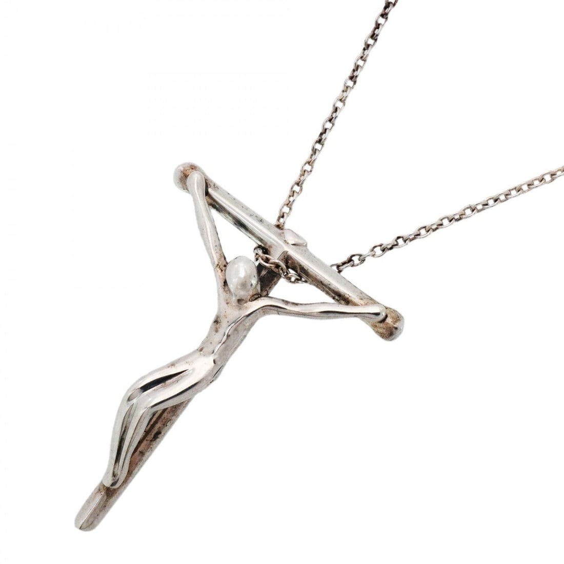 Tiffany & Co. Rosary Necklace, Sterling Silver 925, Men's Women's: --- Catalog ---Category: SizePendant Size: 27.1mm x 21.7mm / 1.06'' x 0.85''Neck Circumference: 46 cm / 18.11''Category: DesignGender: Men,WomenMaterial: Silver 925Necklace Type: NecklaceCategory: Gen