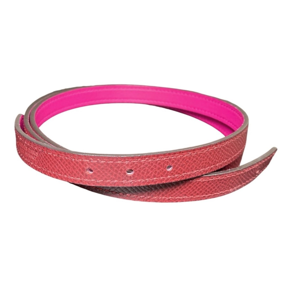 HERMES Reversible Narrow Belt 13mm Size 80 Bordeaux Pink Women's: --- Catalog ---Category: SizeWidth: 1.2cm / 0.47''Length: 92.5cm / 36.41''Category: DesignType: Standard beltColor: Bordeaux, PinkGender: WomenCategory: GeneralBrand: Hermes--- Item List ---Section: C