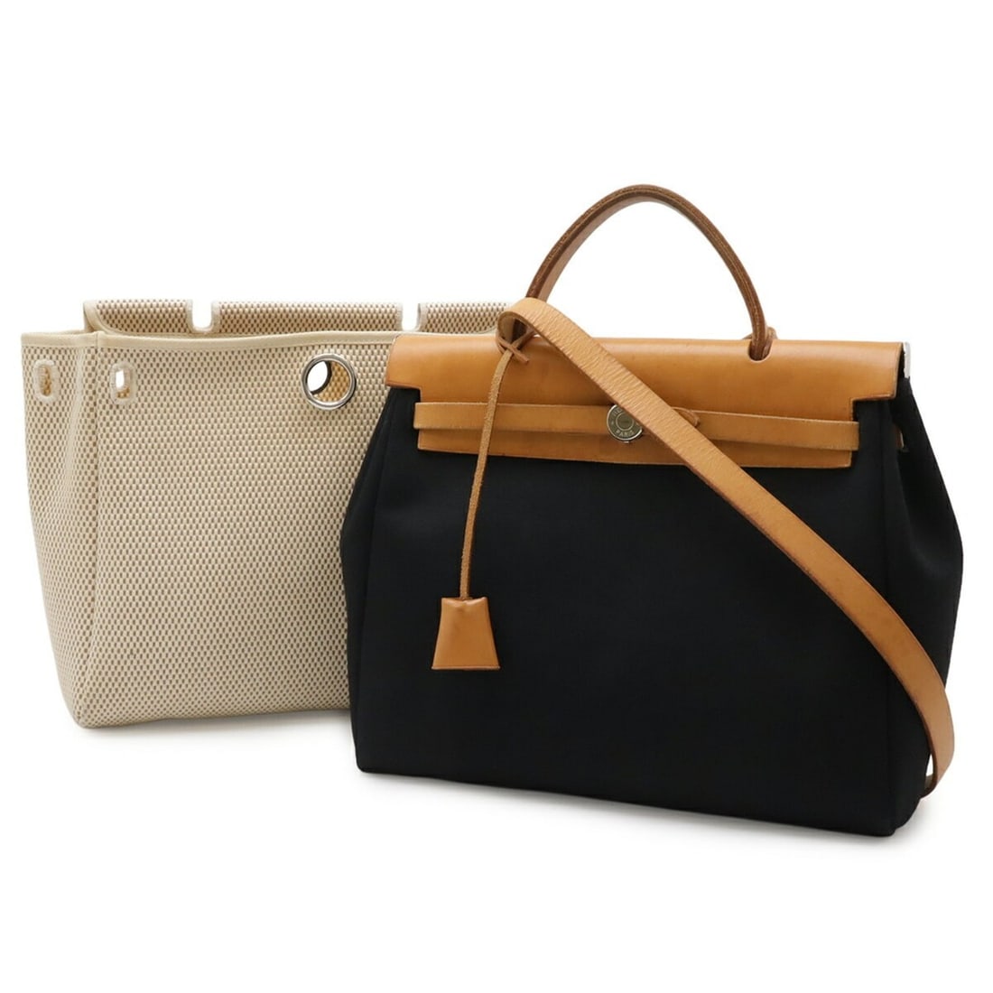 HERMES Herbag PM handbag/shoulder bag, Toile Officier, GM leather, black/beige, ?G stamp: --- Catalog ---Category: SizeSize (HxWxD): 26.5cm x 30.5cm x 11cm / 10.43'' x 12'' x 4.33''Category: DesignType: Handbag, Shoulder bagColor: Beige, Black, YellowGender: WomenMaterial: Toile officier C