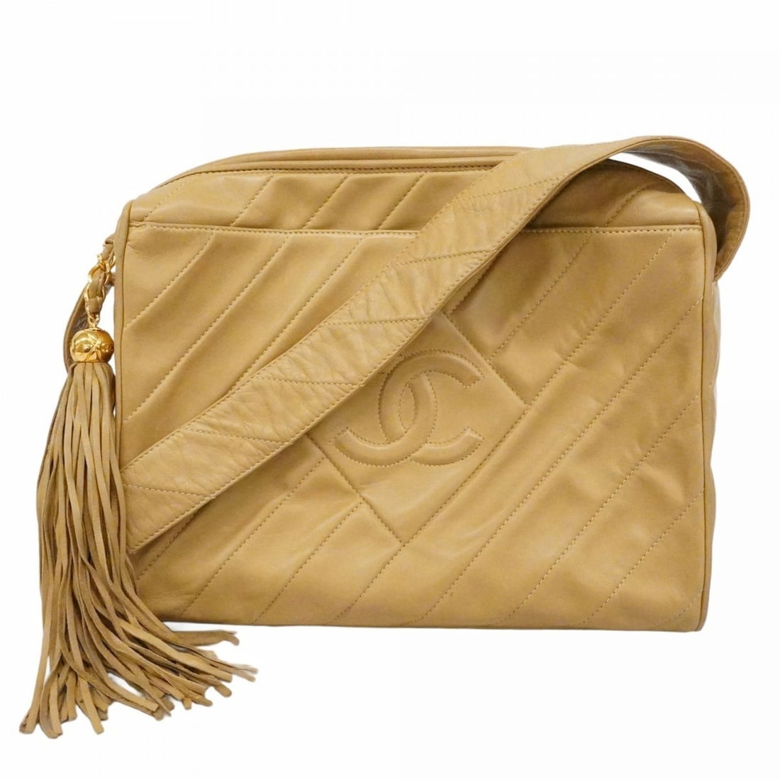 Chanel Shoulder Bag, Lambskin, Light Brown, Women's: --- Catalog ---Category: SizeSize (HxWxD): 23.5cm x 27cm x 5cm / 9.25'' x 10.62'' x 1.96''Category: DesignType: Shoulder bagColor: Light brownGender: WomenMaterial: Leather Hardware Color: GoldLeather