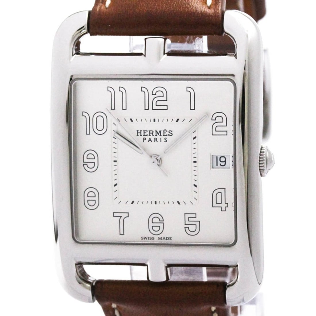 HERMES Cape Cod Steel Leather Quartz Mens Watch CC1.810 Polished: --- Catalog ---Category: SizeCase Diameter: 33mm / 1.3''Category: DesignType: WristwatchStyle: Dress/FormalGender: MenColor (Dial): SilverMaterial (Band): LeatherMaterial (Case): Stainless steelCatego