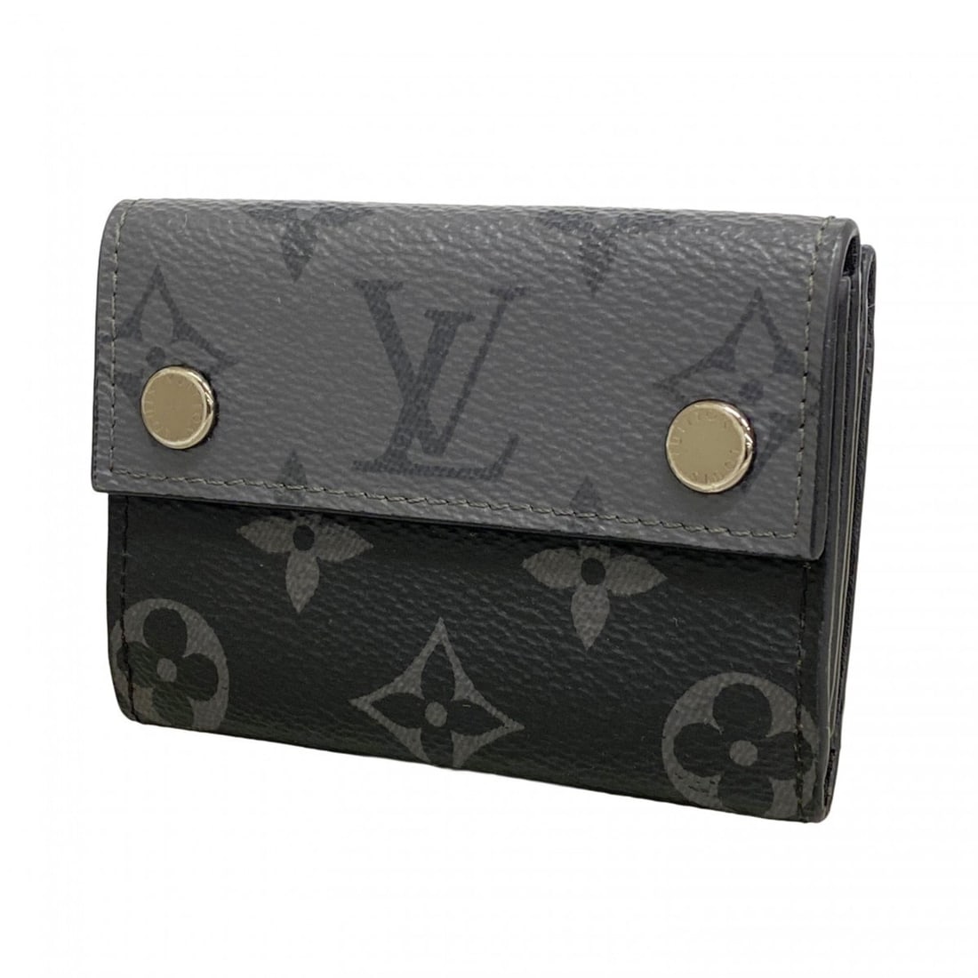 Louis Vuitton Tri-fold Wallet Monogram Eclipse Reverse Discovery Compact M45417 Black Grey Men's: --- Catalog ---Category: SizeSize (HxWxD): 7cm x 10cm x 2.5cm / 2.75'' x 3.93'' x 0.98''Category: DesignType: Wallet (tri-fold)Color: Black, GrayGender: MenCategory: GeneralMPN: M45417Brand: Louis Vui