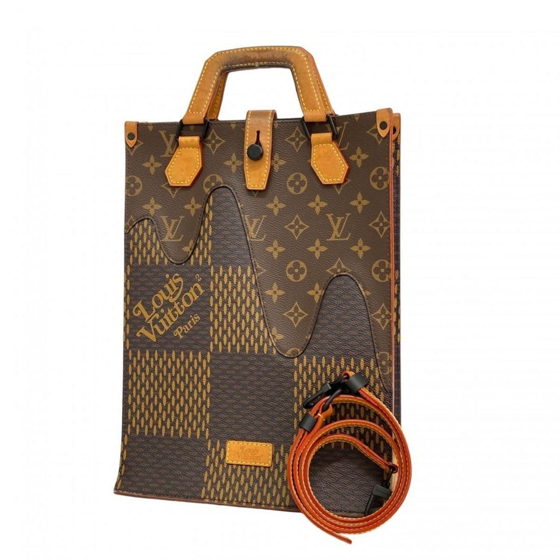 Louis Vuitton Damier Giant Mini Tote Handbag N40355 Ebene 2-way bag for men and women: --- Catalog ---Category: SizeSize (HxWxD): 34cm x 25cm x 14cm / 13.38'' x 9.84'' x 5.51''Category: DesignType: HandbagColor: EbeneGender: Men,WomenCategory: GeneralMPN: N40355Brand: Louis Vuitton--- I