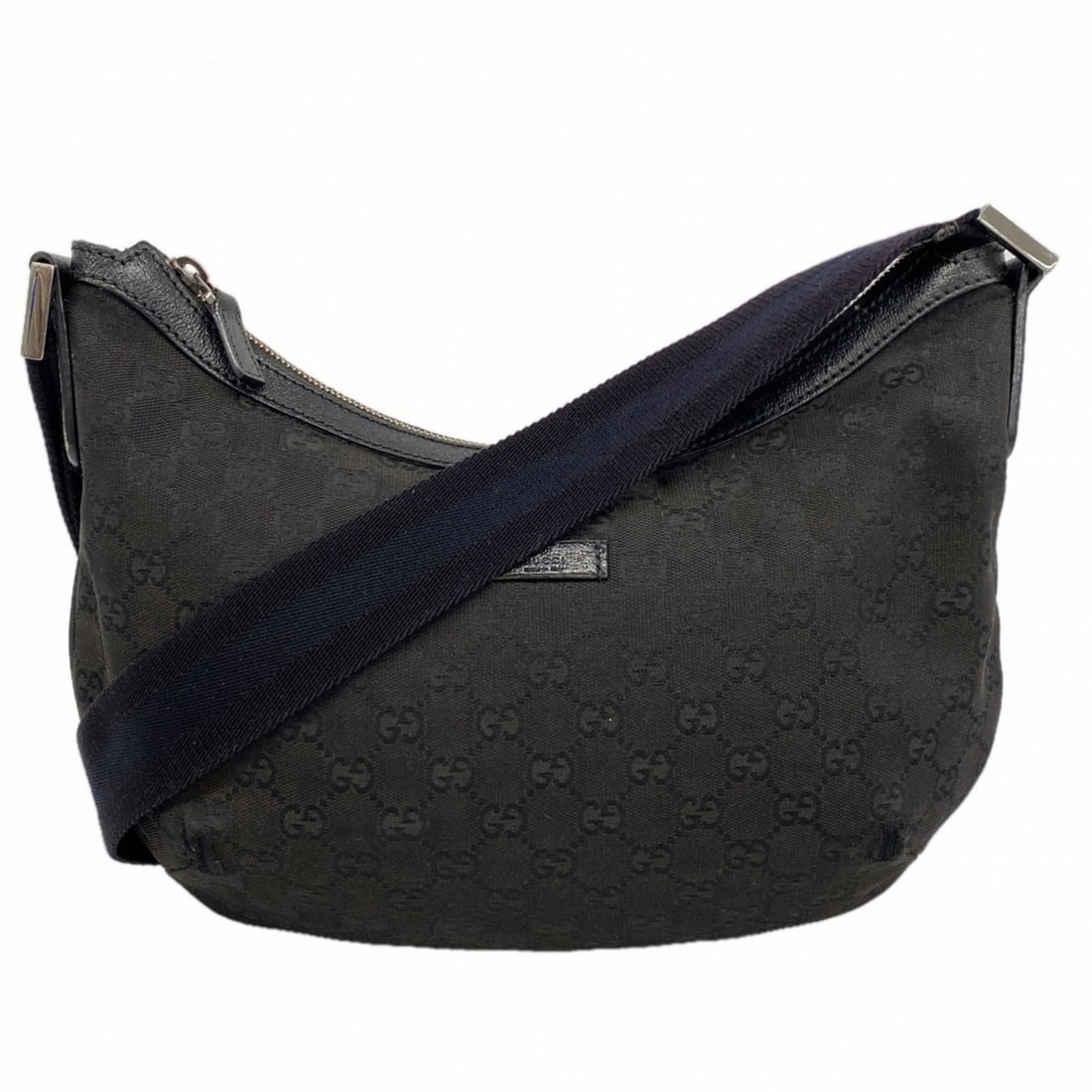 Gucci Shoulder Bag GG Canvas 181092 Black Women's: --- Catalog ---Category: SizeSize (HxWxD): 15cm x 34cm x 11cm / 5.9'' x 13.38'' x 4.33''Category: DesignType: Shoulder bagColor: BlackGender: WomenMaterial: Canvas Hardware Color: SilverCategory: Gene