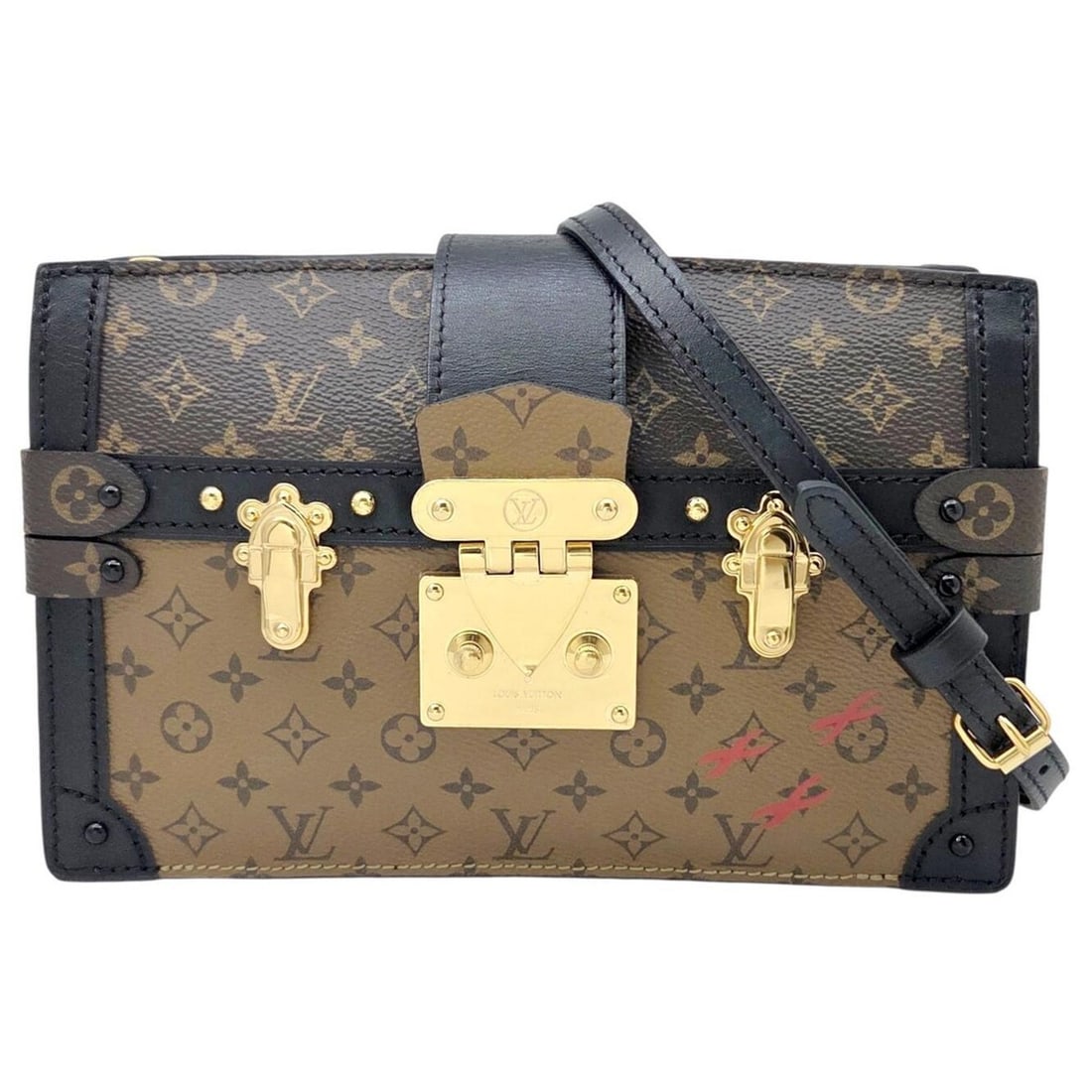 LOUIS VUITTON Monogram Reverse Trunk Clutch M43596 Brown/Black Shoulder Bag for Women: --- Catalog ---Category: SizeSize (HxWxD): 15cm x 22cm x 6.5cm / 5.9'' x 8.66'' x 2.55''Category: DesignType: Shoulder bagColor: BrownGender: WomenMaterial: Monogram Category: GeneralBrand: Louis Vuit
