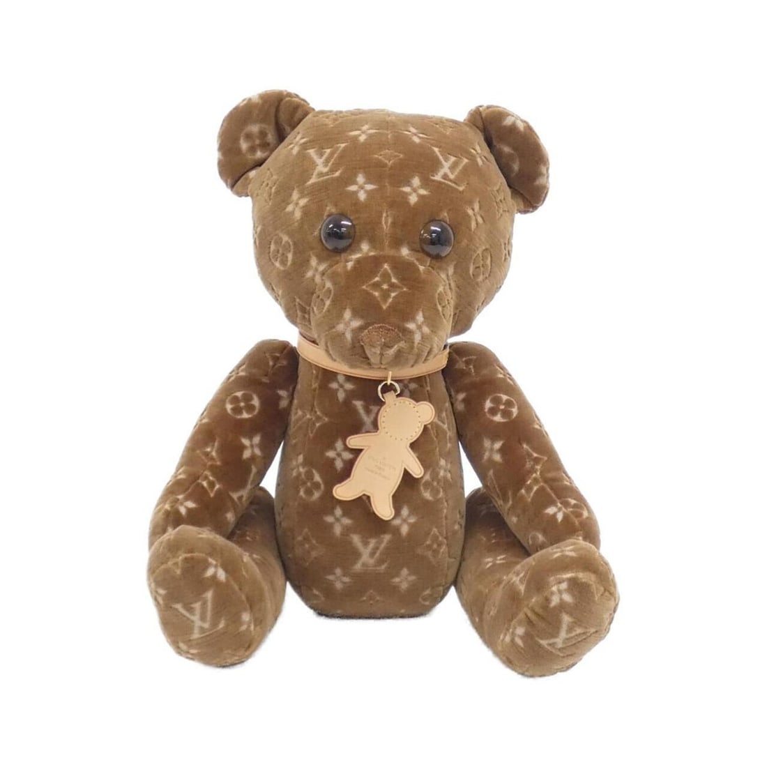 Louis Vuitton Doudou Teddy Bear GI0739: --- Catalog ---Category: DesignType: Teddy bearColor: BrownCategory: GeneralBrand: Louis VuittonCategory: Physical PropertiesSize (HxWxD): 430.00mm x 260.00mm / 16.93'' x 10.24''--- Item List ---Secti