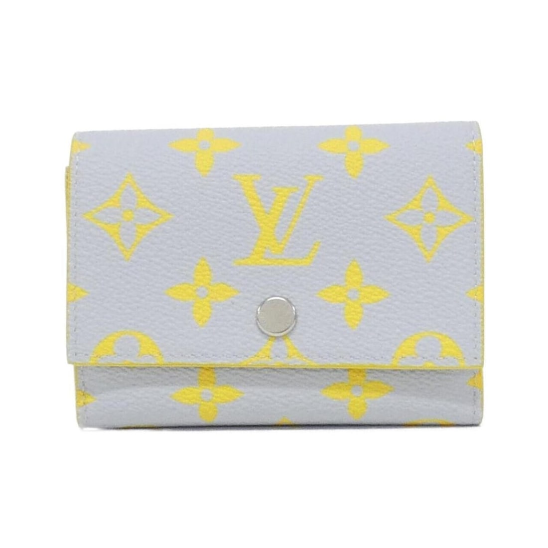 Louis Vuitton Monogram Glow Victor Wallet M14764: --- Catalog ---Category: SizeSize (HxWxD): 8cm x 11cm x 2cm / 3.14'' x 4.33'' x 0.78''Category: DesignType: Bill wallet (tri-fold)Color: Gris, JauneGender: Women,MenMaterial: Coated canvas Category: G