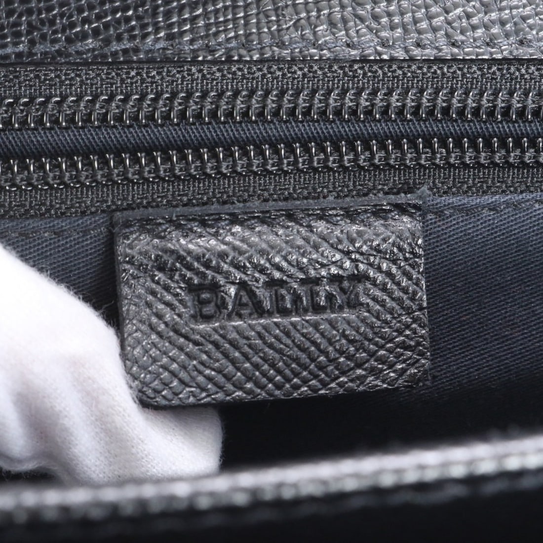 Cartier Entrelacés Small Ring - 10