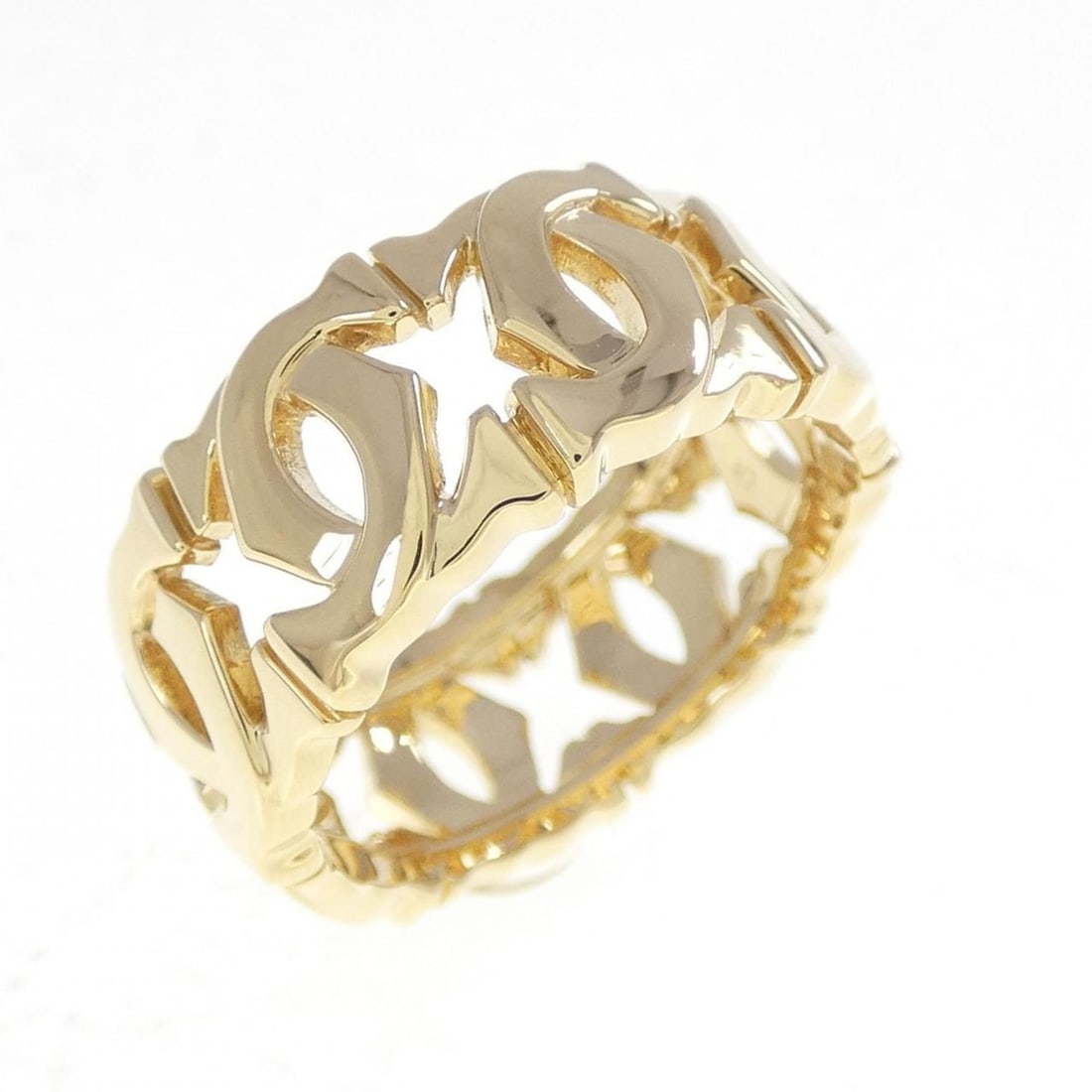 Cartier Entrelacés Small Ring: --- Catalog ---Category: SizeUS Size: 6.5Brand Size: 52Category: DesignType: Band ringColor: Yellow goldGender: WomenMaterial: Yellow gold (18K)Category: GeneralBrand: Cartier--- Item List ---Section: