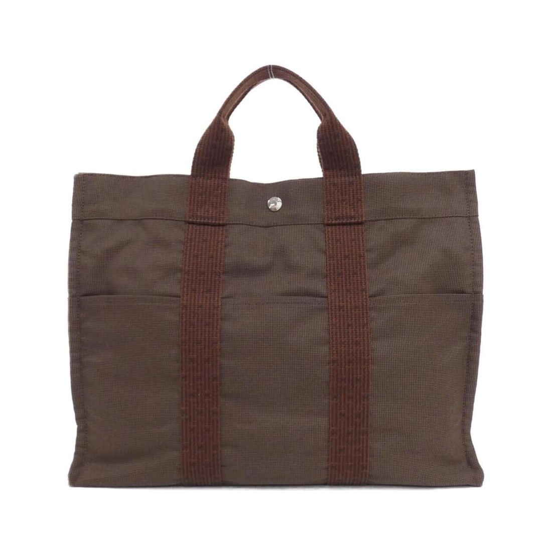 Hermes Herline MM 100951M Handbag: --- Catalog ---Category: SizeSize (HxWxD): 32cm x 42cm x 10cm / 12.59'' x 16.53'' x 3.93''Category: DesignType: HandbagColor: BrownGender: WomenMaterial: Canvas Hardware Color: SilverCategory: General