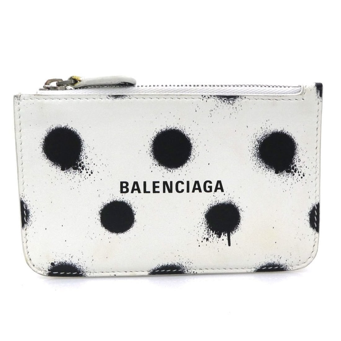 Balenciaga wallet/coin purse, leather, white/black, men's/women's, free shipping, item number: --- Catalog ---Category: SizeSize (HxWxD): 8.5cm x 13.3cm / 3.34'' x 5.23''Category: DesignType: Coin purse/coin caseColor: Black, WhiteGender: Men,WomenMaterial: Leather Category: GeneralBrand: Balen