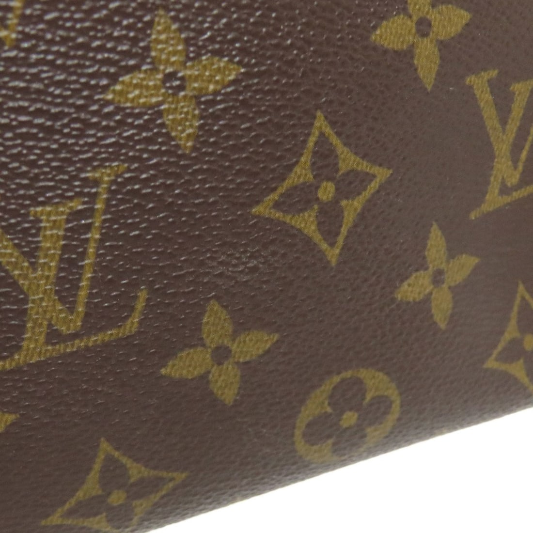 Cartier Love Ring - 18