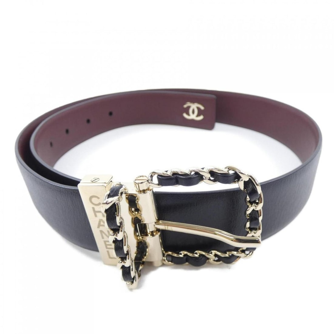 Chanel CHANEL AA8937B10494 Belt: --- Catalog ---Category: SizeLength: 70.5cm - 78cm / 27.75'' - 30.7''Category: DesignType: Standard beltColor: Black, Red colorGender: WomenCategory: GeneralBrand: Chanel--- Item List ---Section: