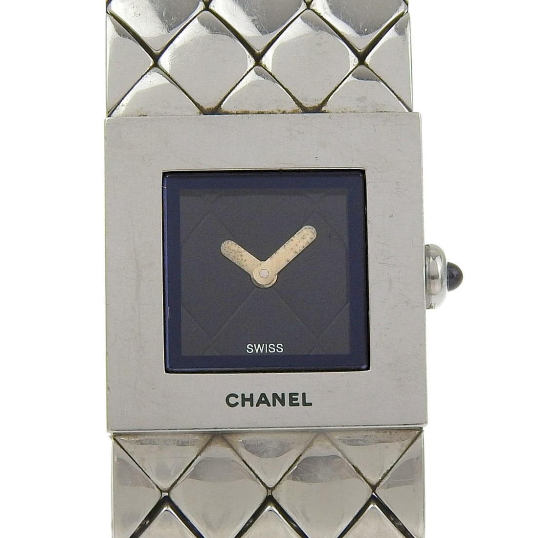 Chanel Matelasse Watch H0009 Stainless Steel Quartz Analog Black Dial Women's: --- Catalog ---Category: SizeWrist Size: 16cm / 6.29''Case Diameter: 19mm / 0.75''Category: DesignType: WristwatchGender: WomenColor (Dial): BlackMaterial (Band): Stainless steelMaterial (Case): Stain