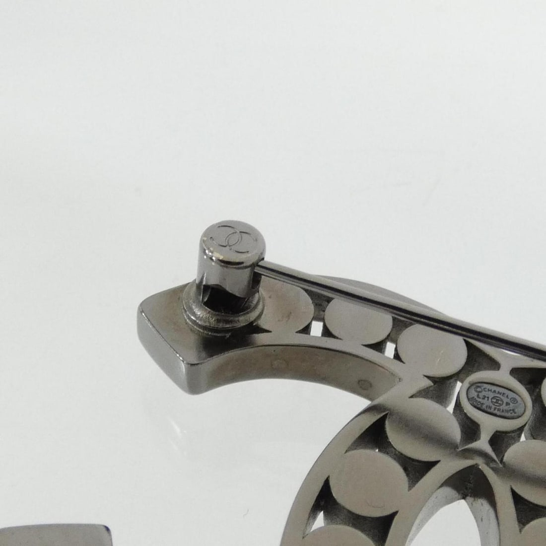 Chanel brooch - 3