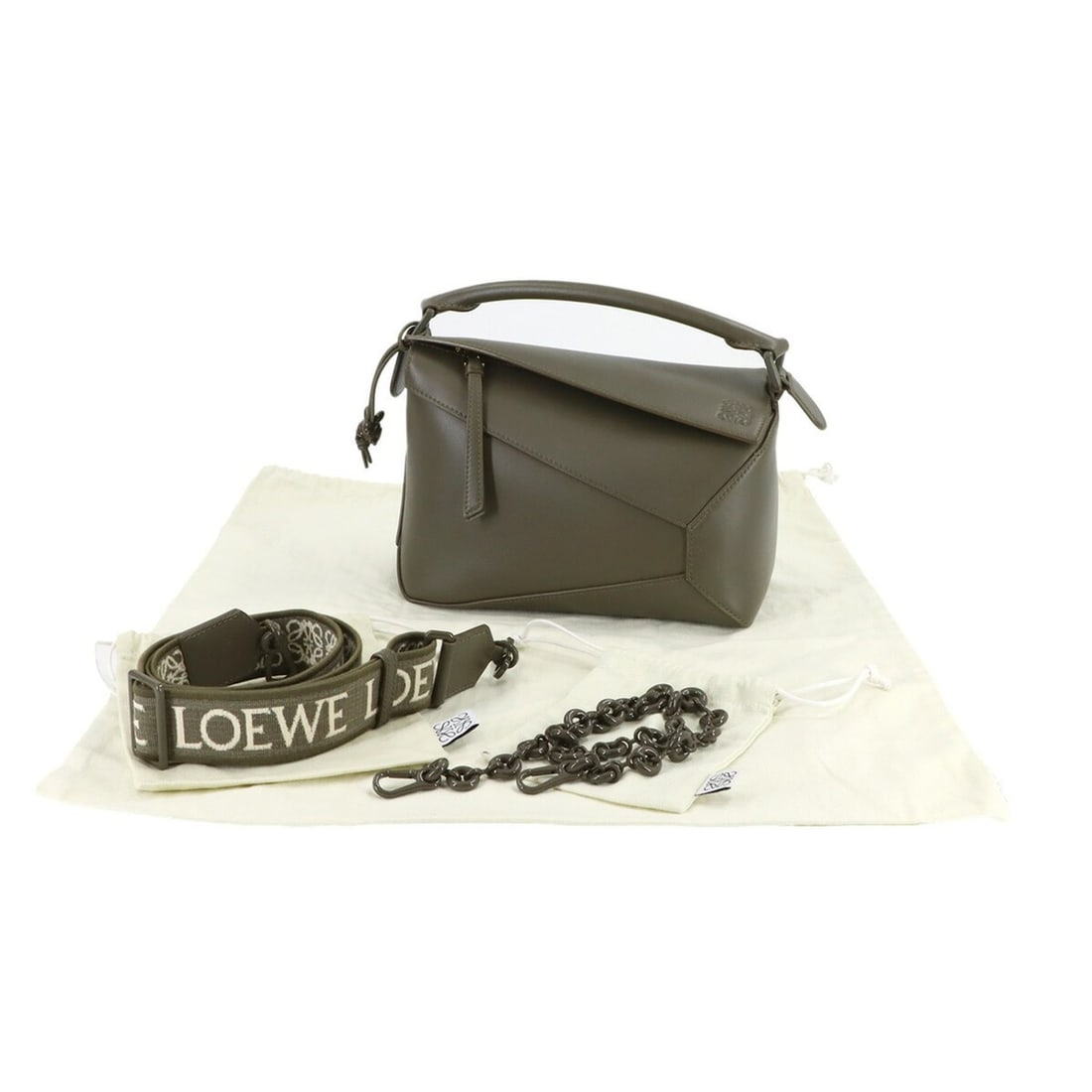 Loewe Puzzle Bag Small 2-way Handbag Shoulder Leather Khaki: --- Catalog ---Category: SizeSize (HxWxD): 15cm x 23cm x 10.5cm / 5.9'' x 9.05'' x 4.13''Category: DesignType: HandbagColor: KhakiGender: WomenMaterial: Leather Category: GeneralBrand: LoeweCountry of