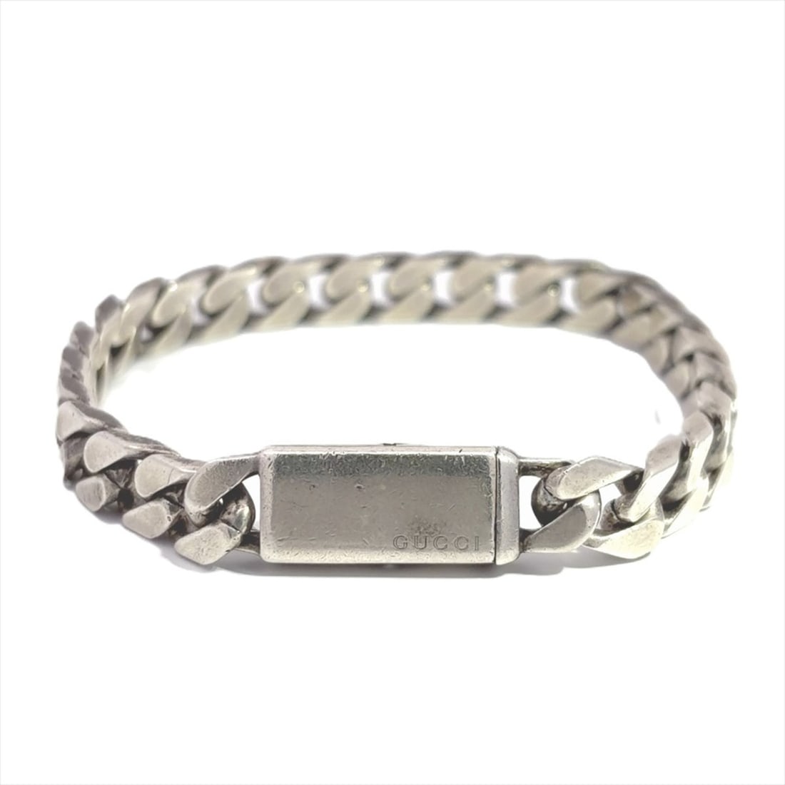 Gucci Cuban link chain bracelet, SV925, 42.7g, silver.: --- Catalog ---Category: SizeLength: 19.5cm / 7.67''Category: DesignType: Charm braceletColor: SilverGender: Women,MenMaterial: Silver 925Category: GeneralBrand: Gucci--- Item List ---Section: Conditi