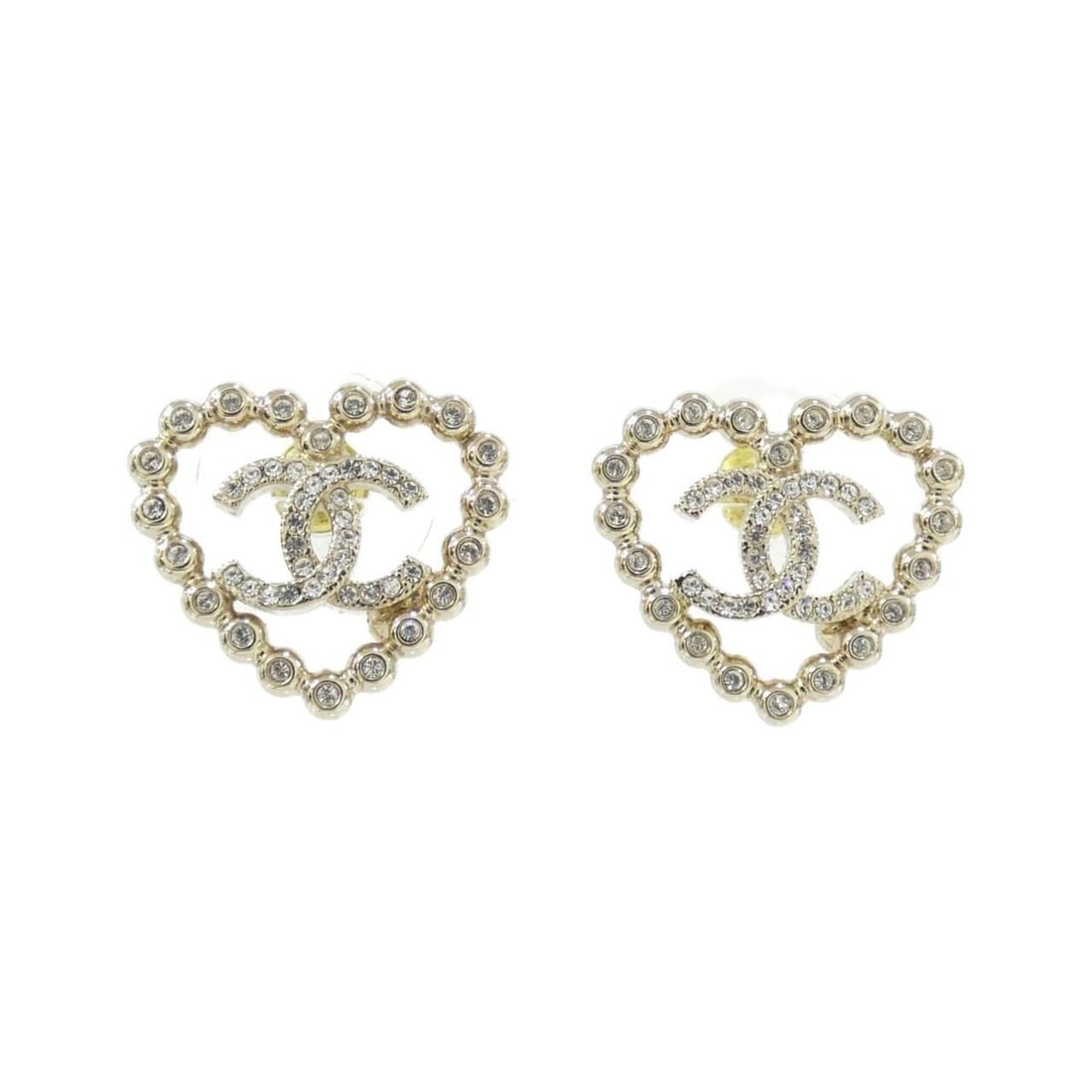 Chanel ABF482 Earrings: --- Catalog ---Category: SizeSize (HxWxD): 17.00mm x 17.00mm / 0.67'' x 0.67''Category: DesignType: Stud earringsColor: SilverStone: CrystalGender: WomenCategory: GeneralBrand: Chanel--- Item List