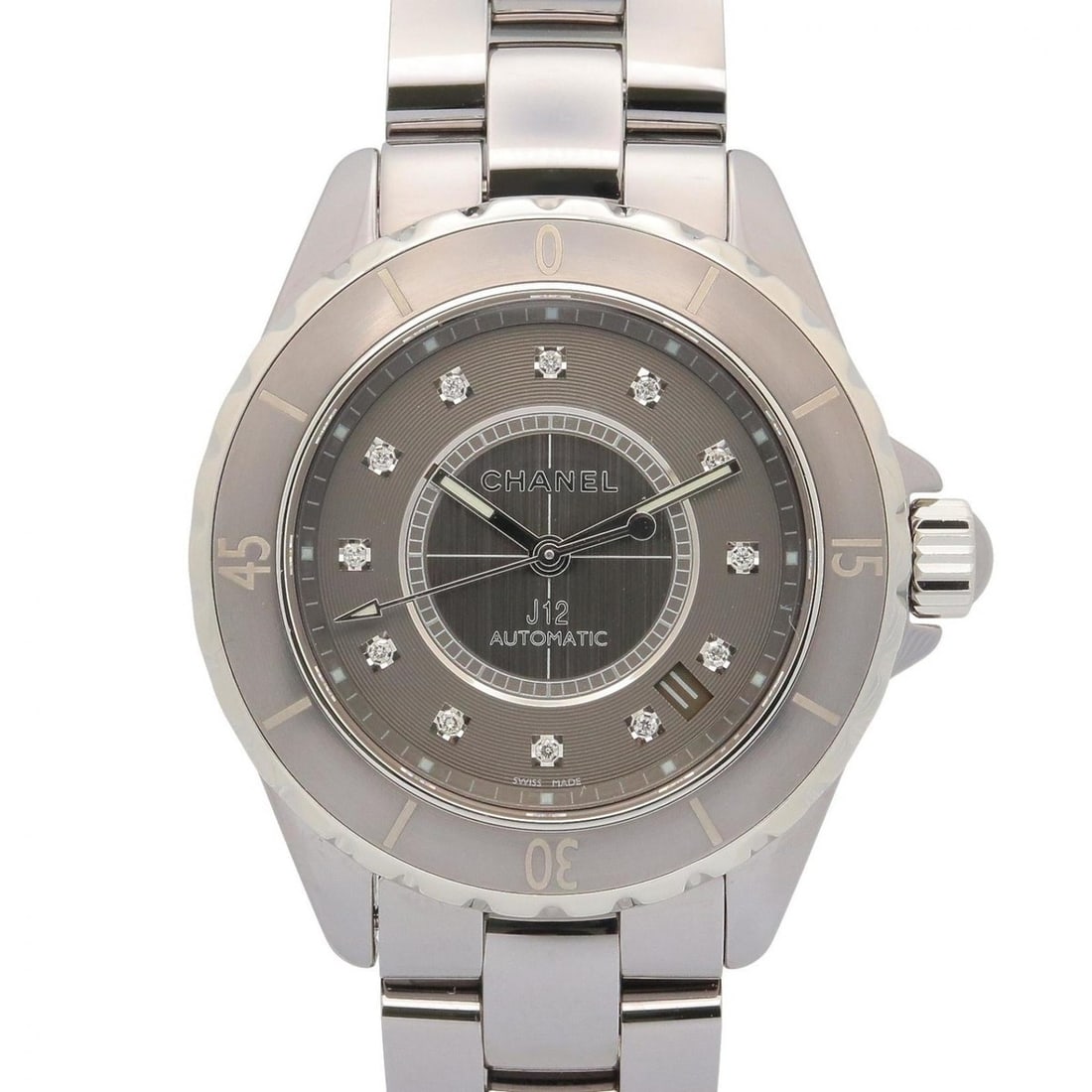 Chanel J12 Chromatic 12-Diamond Watch, Titanium Ceramic, Men's, Gray, H3242: --- Catalog ---Category: SizeWrist Size: 19.5cm / 7.67''Case Diameter: 39mm / 1.54''Category: DesignType: WristwatchGender: MenColor (Dial): GrayMaterial (Band): Ceramic, TitaniumMaterial (Case): Cera